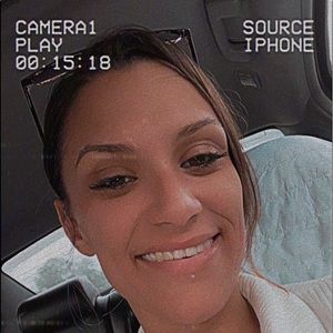 Meet your Posher, Courtney